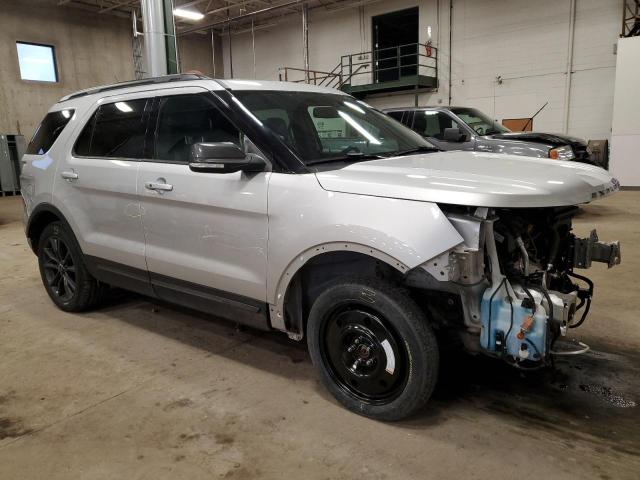 1FM5K8D83JGA80333 - 2018 FORD EXPLORER XLT SILVER photo 4