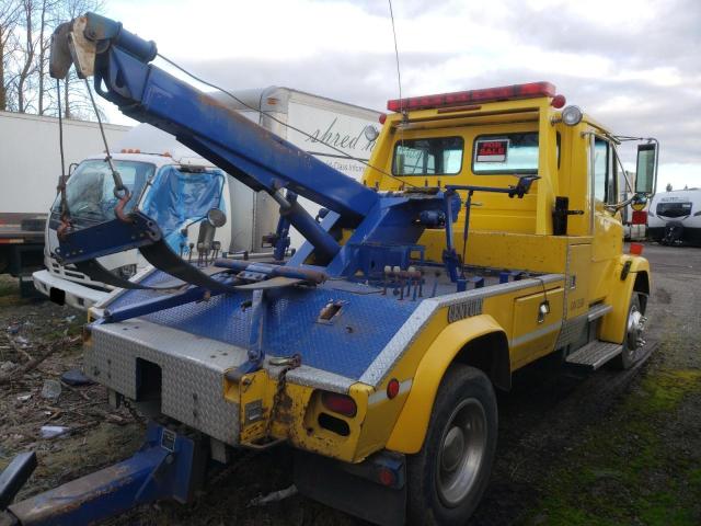 1FV3GFBC3YHG33227 - 2000 FREIGHTLINER MEDIUM CON FL60 YELLOW photo 4