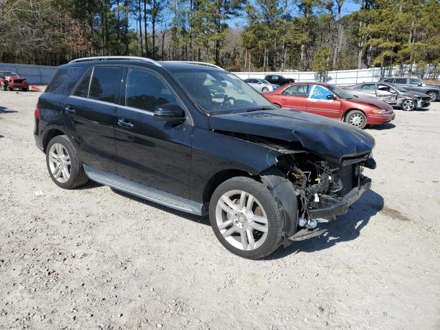 4JGDA5HB7FA577866 - 2015 MERCEDES-BENZ ML 350 4MATIC BLACK photo 4