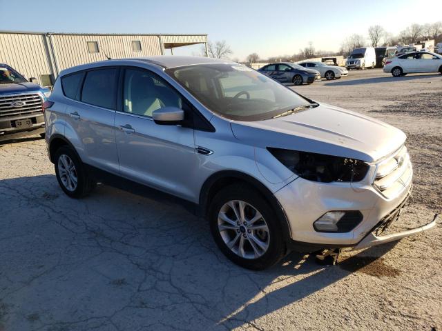 1FMCU9GDXKUB58478 - 2019 FORD ESCAPE SE SILVER photo 4