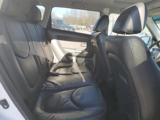 KNDJT2A26B7267953 - 2011 KIA SOUL + WHITE photo 11
