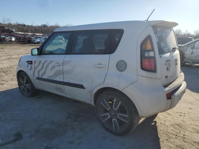 KNDJT2A26B7267953 - 2011 KIA SOUL + WHITE photo 2