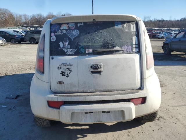 KNDJT2A26B7267953 - 2011 KIA SOUL + WHITE photo 6