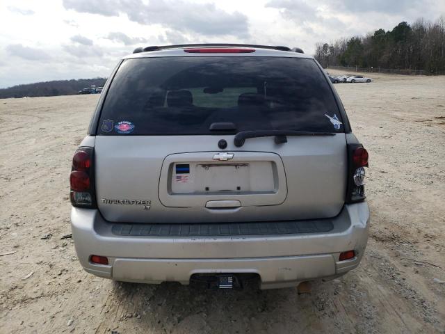 1GNDT13S872180166 - 2007 CHEVROLET TRAILBLAZE LS SILVER photo 6