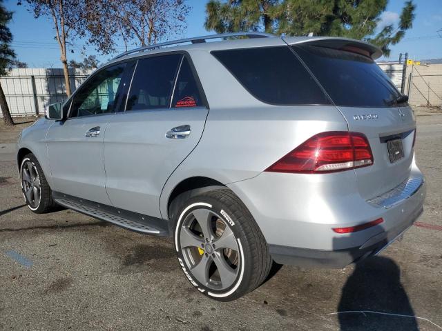 4JGDA5HB8GA663110 - 2016 MERCEDES-BENZ GLE 350 4MATIC SILVER photo 2