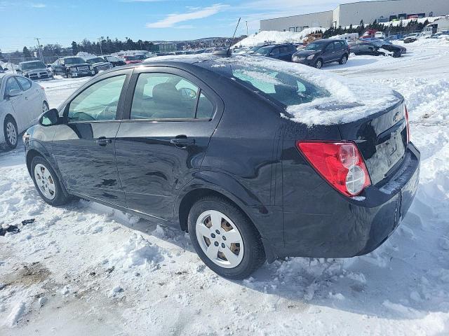 1G1JA5SHXF4112428 - 2015 CHEVROLET SONIC LS BLACK photo 2