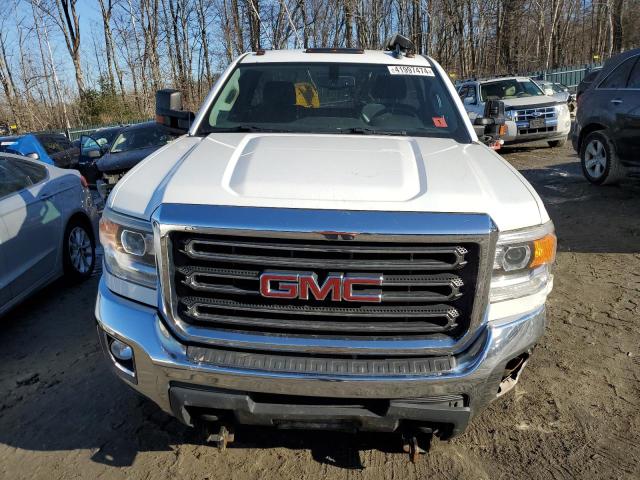 1GT02WEG6GZ138344 - 2016 GMC SIERRA K3500 SLE WHITE photo 5