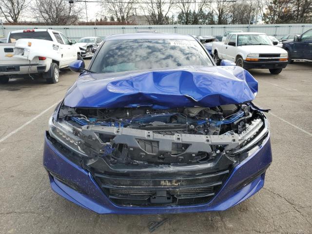 1HGCV1F33JA253994 - 2018 HONDA ACCORD SPORT BLUE photo 5