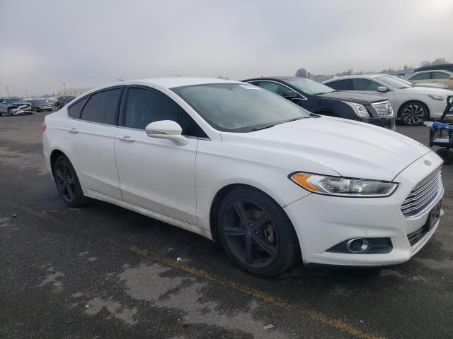 3FA6P0H77GR281429 - 2016 FORD FUSION SE WHITE photo 4