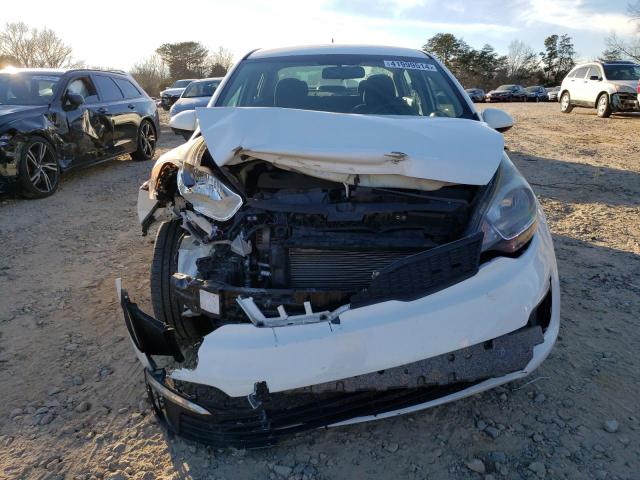 KNADM4A32G6597694 - 2016 KIA RIO LX WHITE photo 5