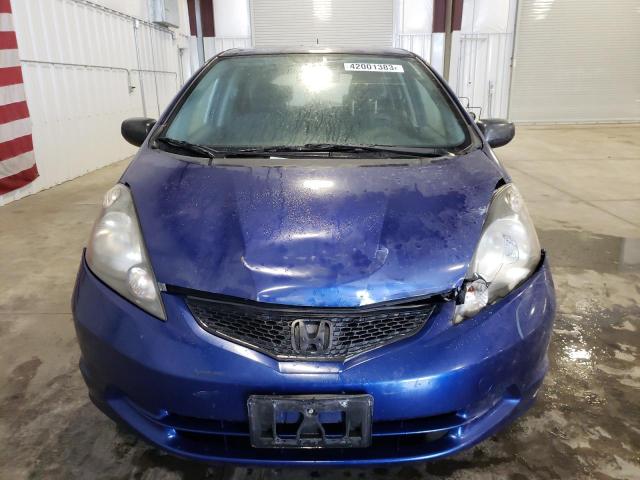 JHMGE8H20AS013372 - 2010 HONDA FIT BLUE photo 5