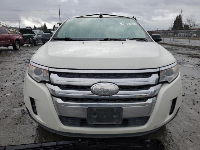 2FMDK4GC2DBE34925 - 2013 FORD EDGE SE WHITE photo 5