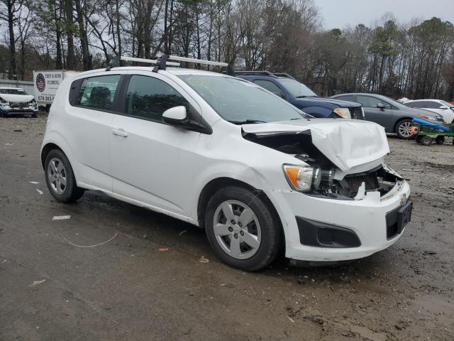 1G1JA6SH4E4125633 - 2014 CHEVROLET SONIC LS თეთრი ფოტო 4