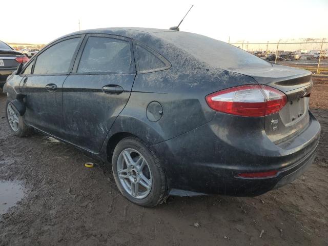 3FADP4BJ4JM100715 - 2018 FORD FIESTA SE ნაცრისფერი ფოტო 2