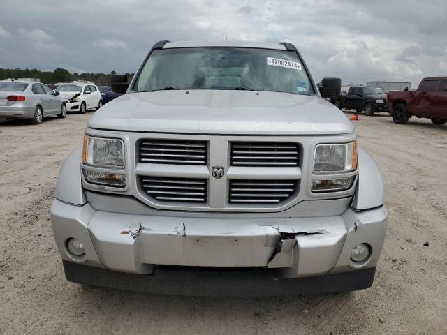 1D4PT4GX6BW512087 - 2011 DODGE NITRO HEAT SILVER photo 5