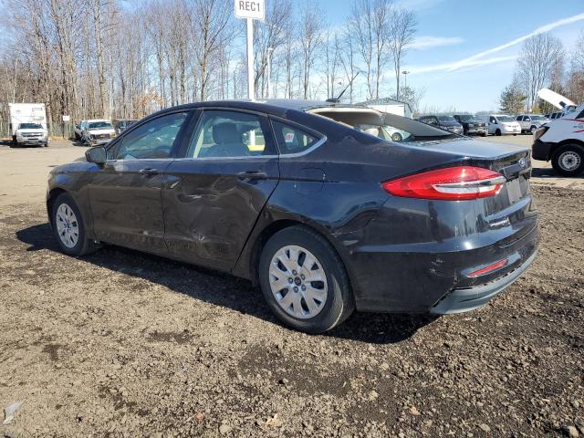 3FA6P0G71KR273983 - 2019 FORD FUSION S BLACK photo 2