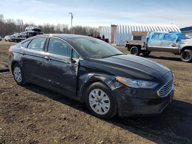 3FA6P0G71KR273983 - 2019 FORD FUSION S BLACK photo 4