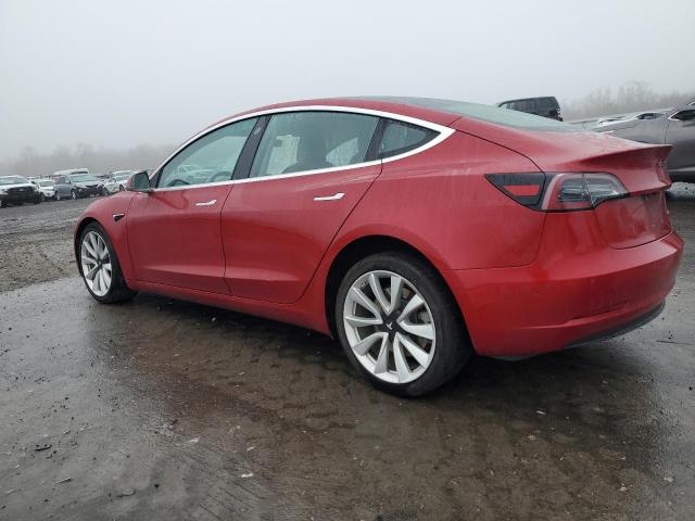 5YJ3E1EB8JF146065 - 2018 TESLA MODEL 3 RED photo 2