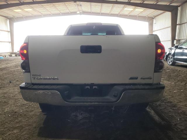 5TFBW541X9X090298 - 2009 TOYOTA TUNDRA DOUBLE CAB WHITE photo 6