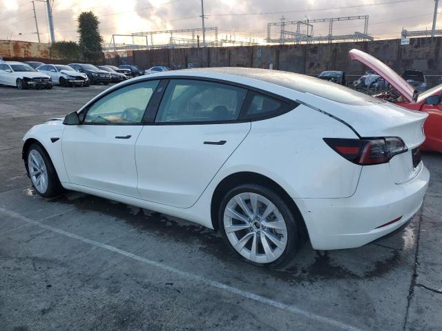 5YJ3E1EB3NF144455 - 2022 TESLA MODEL 3 WHITE photo 2