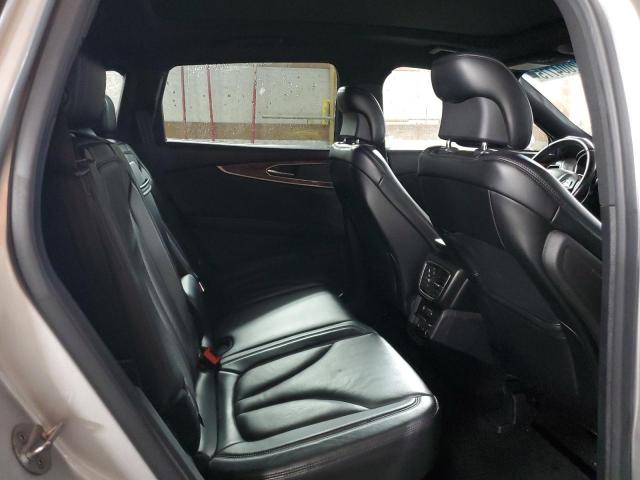2LMTJ8LR9GBL61206 - 2016 LINCOLN MKX RESERVE SILVER photo 10