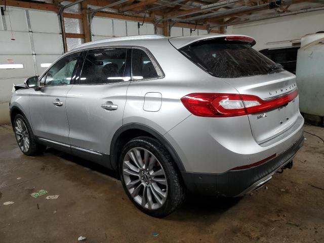 2LMTJ8LR9GBL61206 - 2016 LINCOLN MKX RESERVE SILVER photo 2