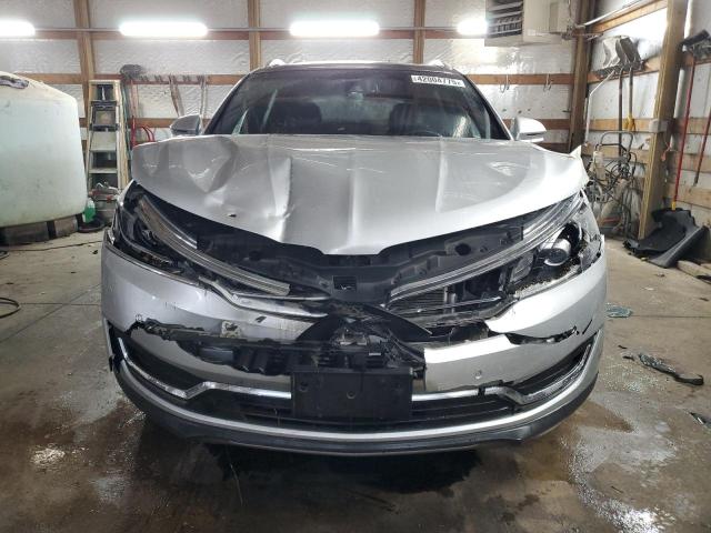 2LMTJ8LR9GBL61206 - 2016 LINCOLN MKX RESERVE SILVER photo 5
