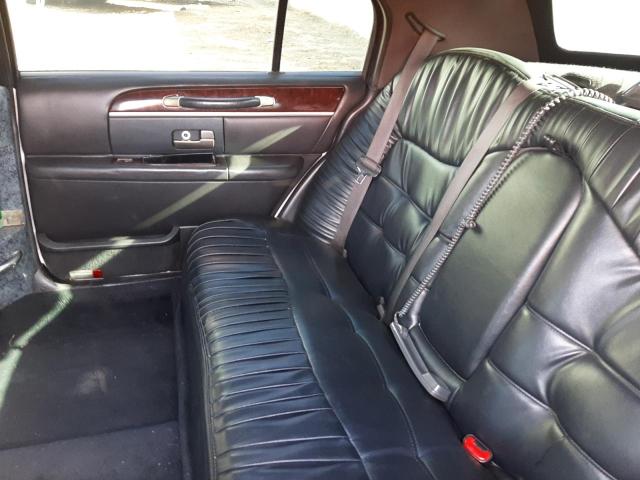 2L1FL8JWXAX752839 - 2010 LINCOLN TOWN CAR EXECUTIVE Weiß Foto 10