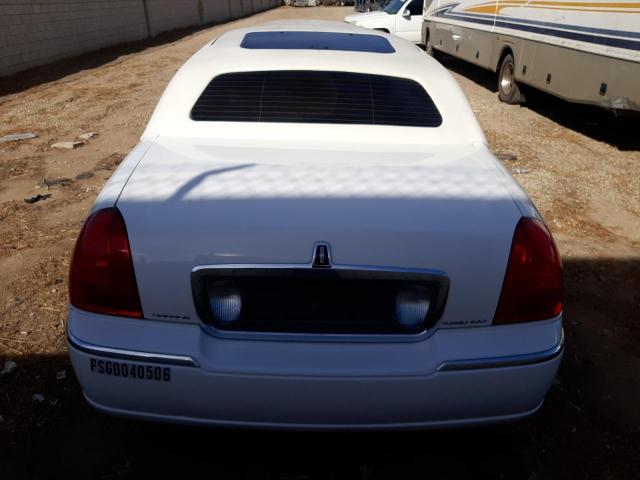 2L1FL8JWXAX752839 - 2010 LINCOLN TOWN CAR EXECUTIVE Weiß Foto 6
