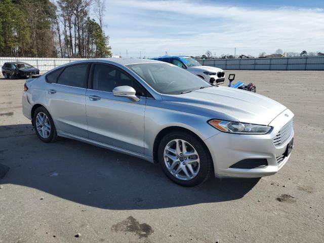 3FA6P0HR6DR138842 - 2013 FORD FUSION SE SILVER photo 4