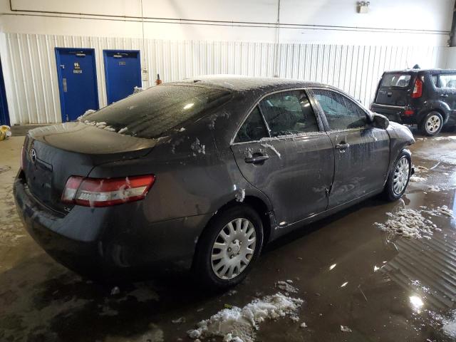 4T4BF3EK6BR096006 - 2011 TOYOTA CAMRY BASE GRAY photo 3