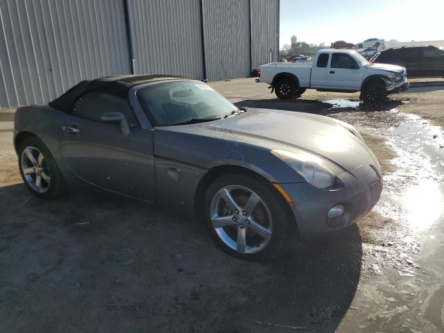 1G2MB33B26Y108970 - 2006 PONTIAC SOLSTICE SILVER photo 4