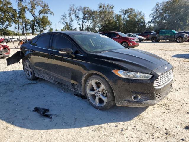 3FA6P0HD6GR254969 - 2016 FORD FUSION SE BLACK photo 4