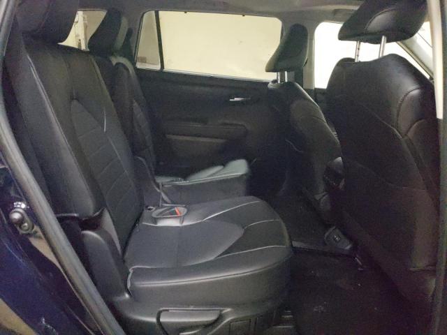 5TDGZRBHXNS250071 - 2022 TOYOTA HIGHLANDER XLE BLUE photo 11