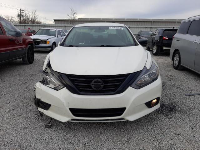 1N4AL3AP0JC279769 - 2018 NISSAN ALTIMA 2.5 WHITE photo 5