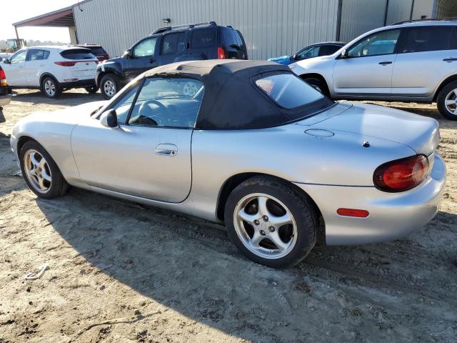 JM1NB353X10208019 - 2001 MAZDA MX-5 MIATA BASE SILVER photo 2