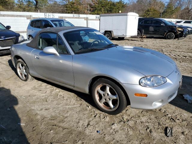 JM1NB353X10208019 - 2001 MAZDA MX-5 MIATA BASE SILVER photo 4