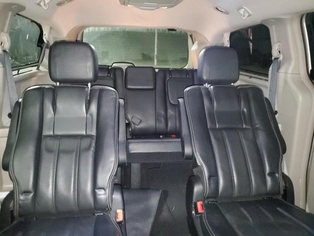 2A4RR8DG8BR744662 - 2011 CHRYSLER TOWN & COU TOURING L SILVER photo 10