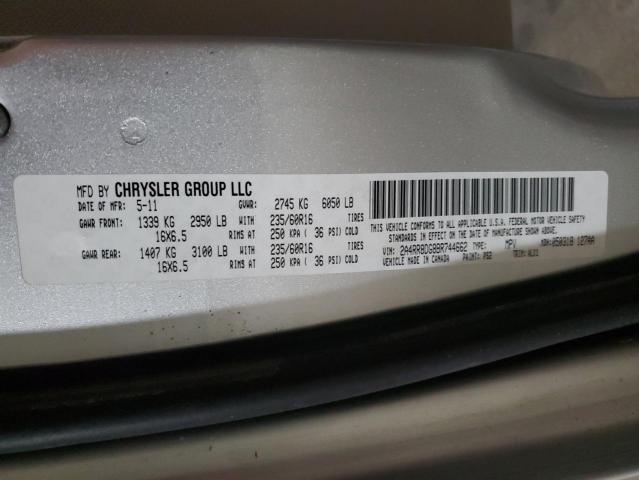 2A4RR8DG8BR744662 - 2011 CHRYSLER TOWN & COU TOURING L SILVER photo 13