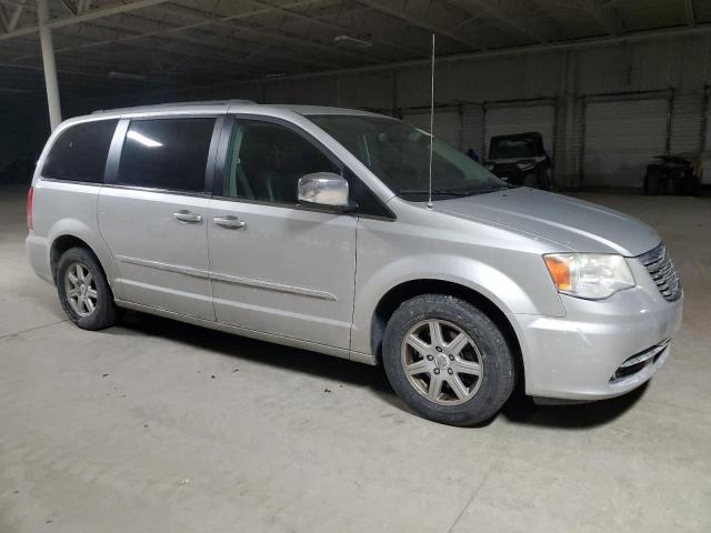 2A4RR8DG8BR744662 - 2011 CHRYSLER TOWN & COU TOURING L SILVER photo 4