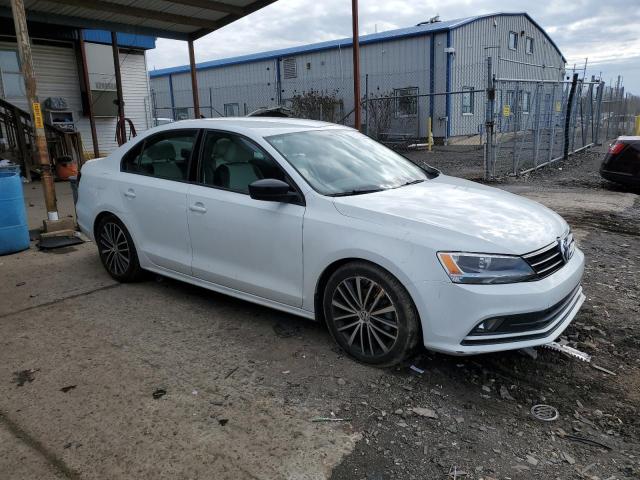 3VWD17AJ0GM357505 - 2016 VOLKSWAGEN JETTA SPORT WHITE photo 4