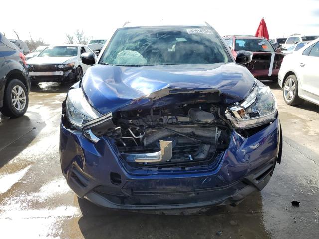 3N1CP5CU7JL523804 - 2018 NISSAN KICKS S BLUE photo 5