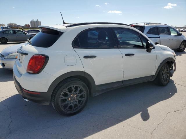 ZFBCFXCB0JP681497 - 2018 FIAT 500X TREKKING WHITE photo 3