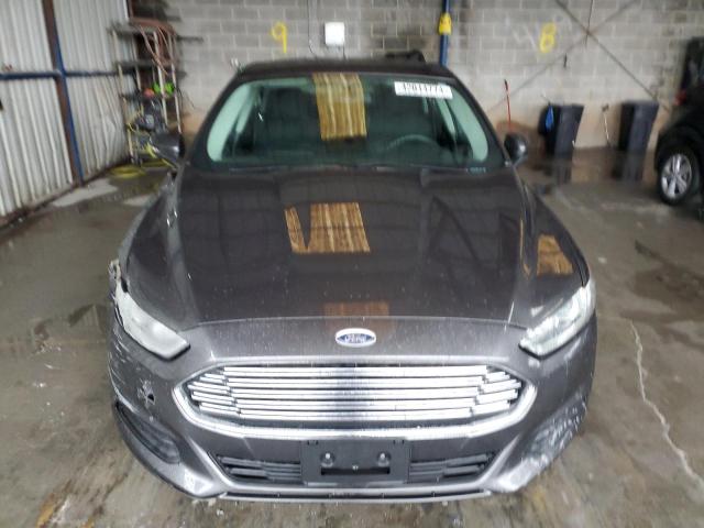 3FA6P0H72GR117229 - 2016 FORD FUSION SE GRAY photo 5