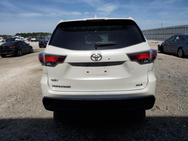 5TDKKRFH9FS041558 - 2015 TOYOTA HIGHLANDER XLE WHITE photo 6