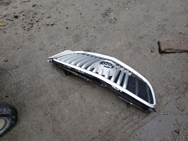 1G4GE5GV9AF324136 - 2010 BUICK LACROSSE CXS WHITE photo 12