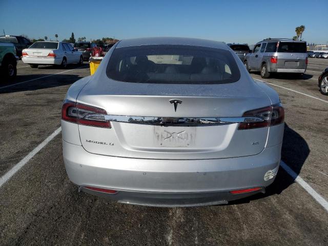 5YJSA1H10EFP36499 - 2014 TESLA MODEL S Արծաթագույն լուսանկար 6