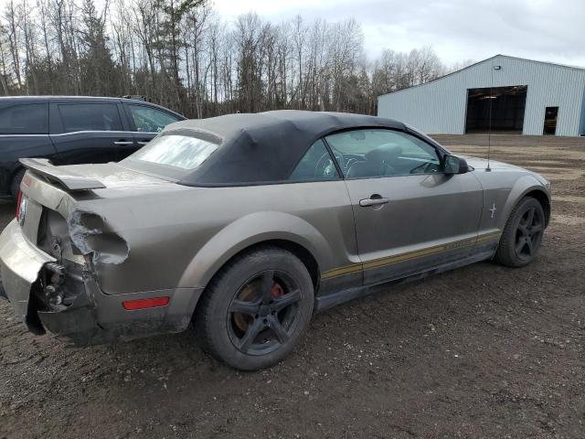 1ZVFT84N055221580 - 2005 FORD MUSTANG GRAY photo 3