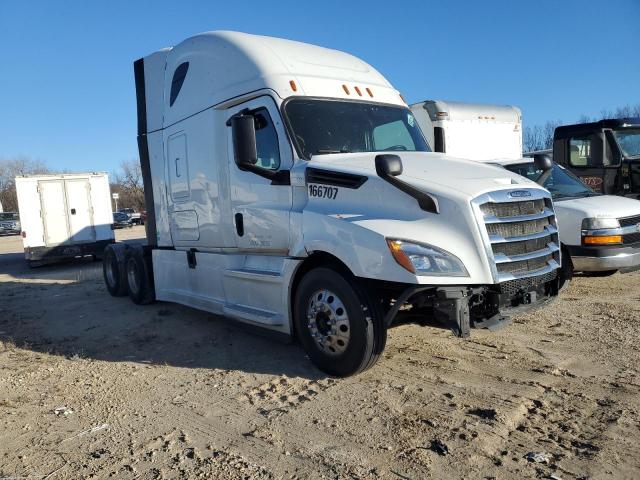 3AKJHHDRXJSJJ1382 - 2018 FREIGHTLINER CASCADIA 1 WHITE photo 1