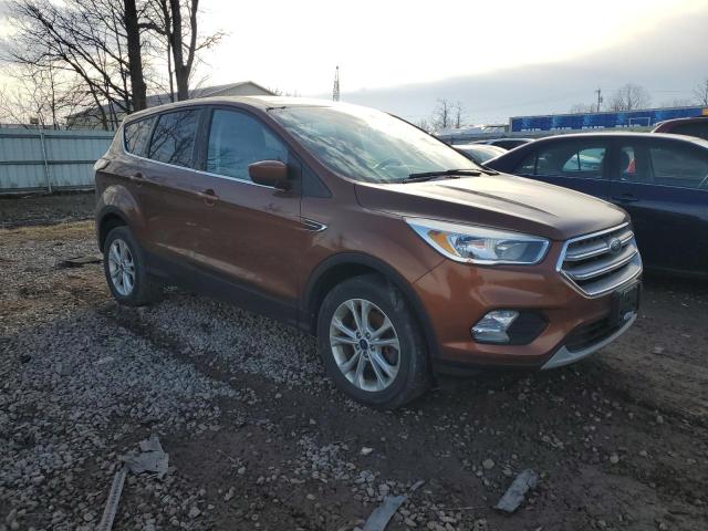 1FMCU9GD7HUA52501 - 2017 FORD ESCAPE SE ORANGE photo 4